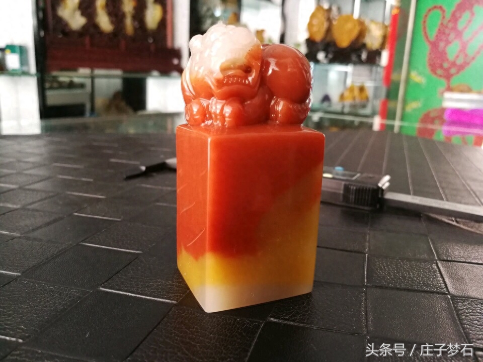 黄龙玉饰品欣赏 图说龙陵黄龙玉及缅甸黄龙玉 精品收藏